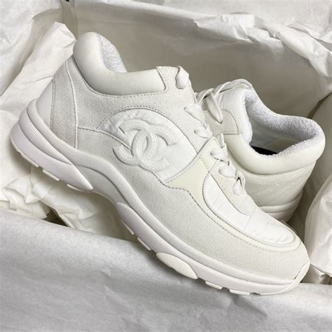 chanel cc logo triple white sneaker